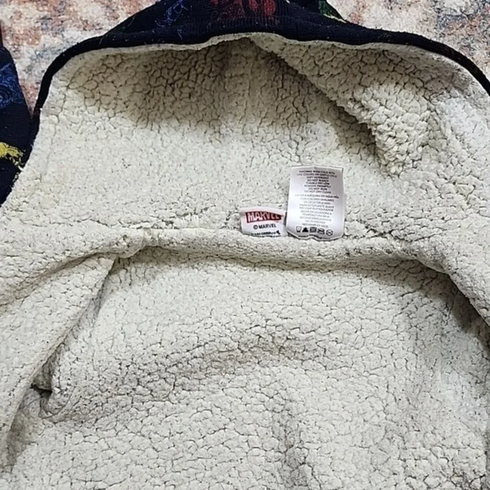 ✨️ Kid's Marvel Zip Jacket Size 5‎
